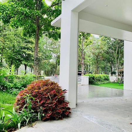 Xanh Villas Resort & Spa Luxury Hanoi Exteriör bild